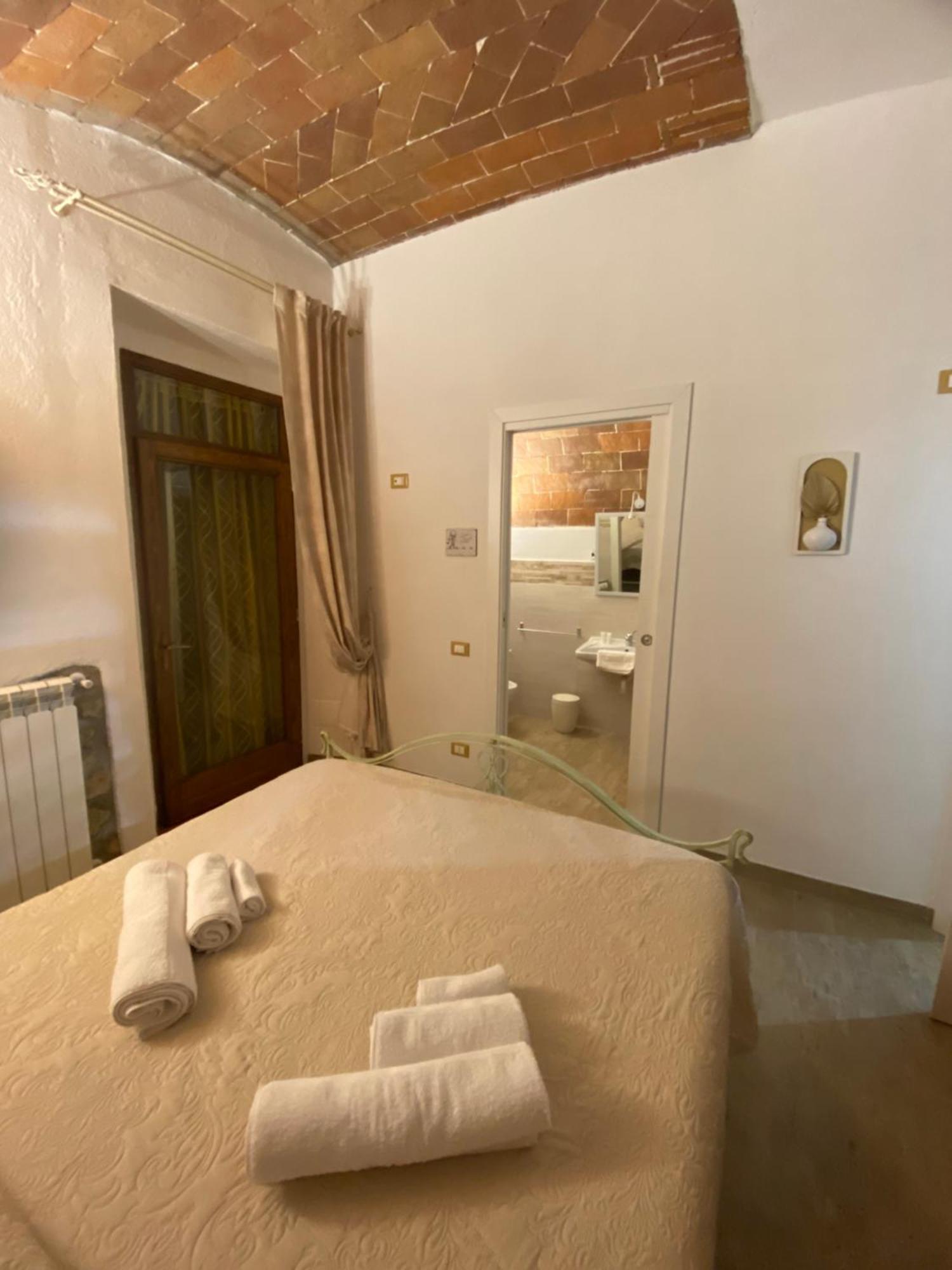 Podere Mona Pomarance Kültér fotó